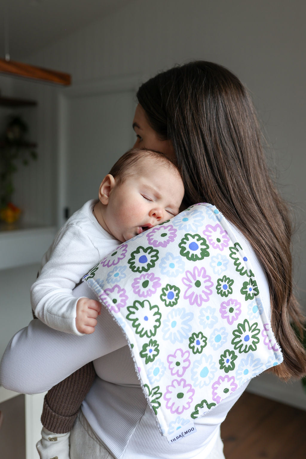 Big Flower Heart | Burp Cloth