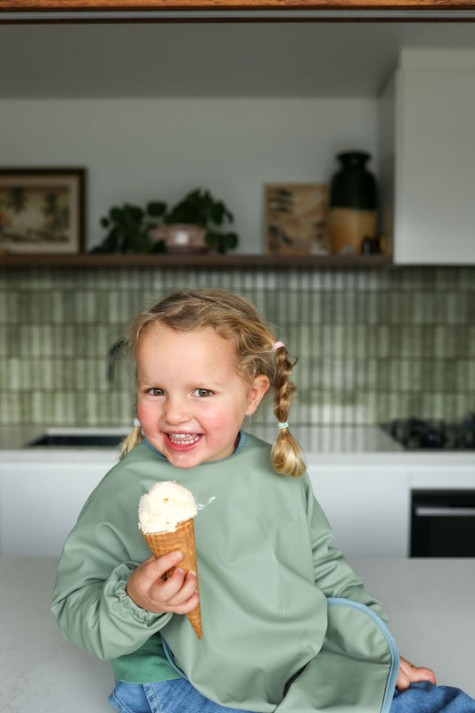 Pistachio Cream | Smock Bib