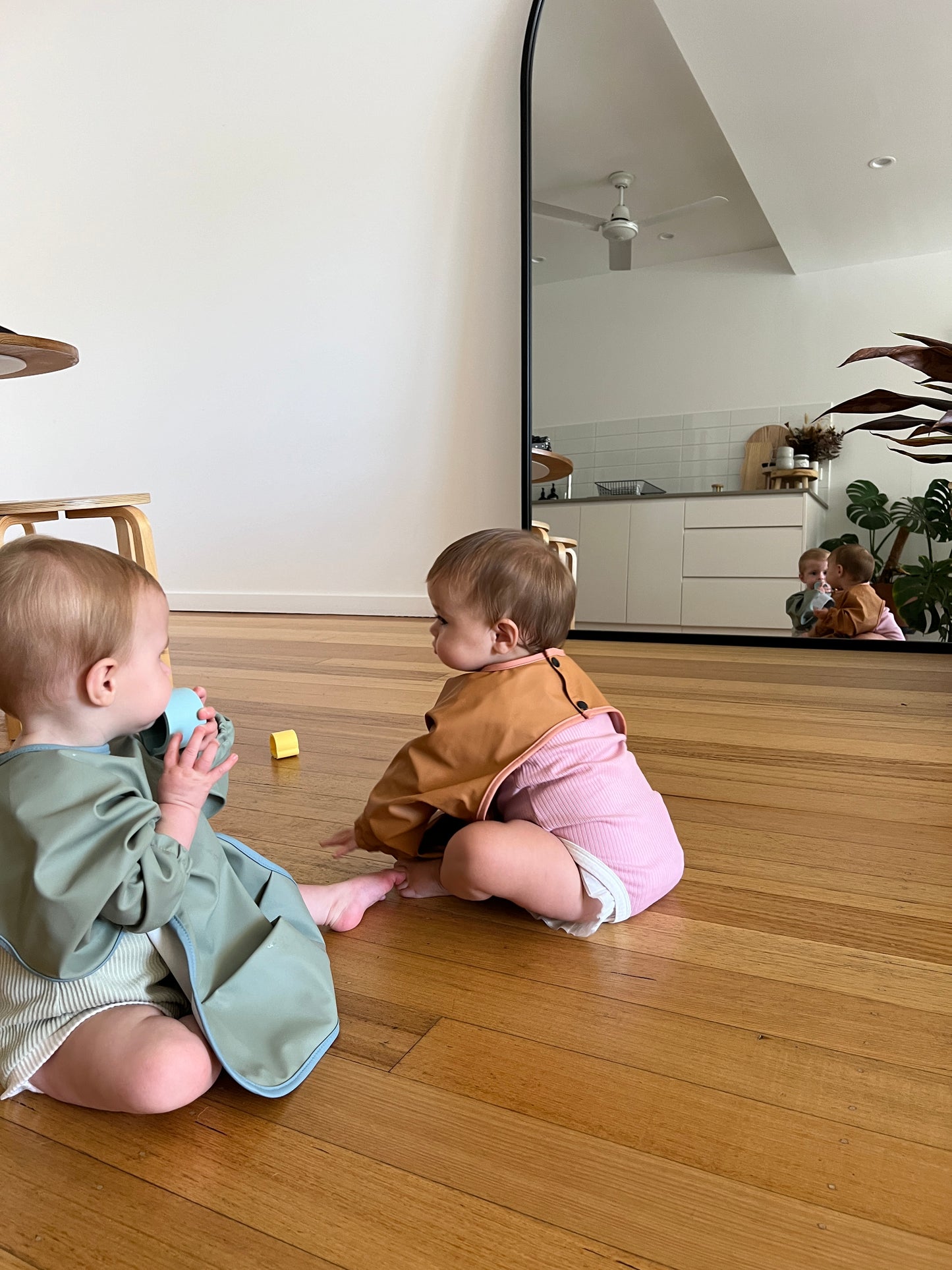 Smock Bib | Gumnut Two-Tone