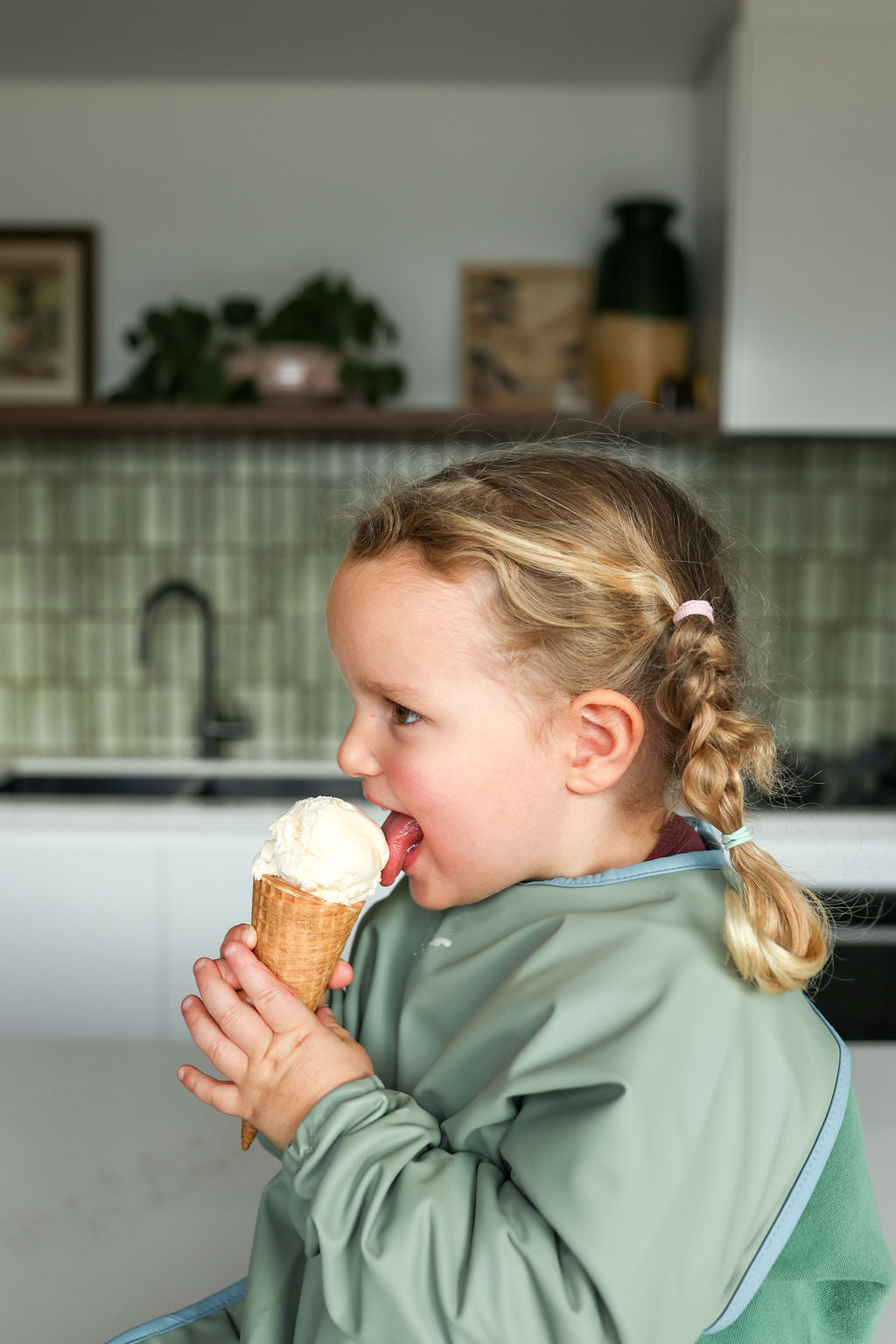 Pistachio Cream | Smock Bib