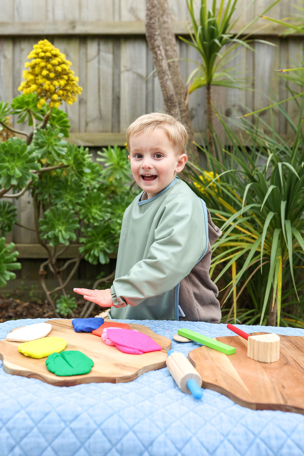 Pistachio Cream | Smock Bib