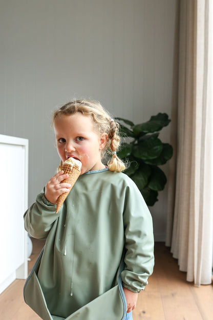Pistachio Cream | Smock Bib