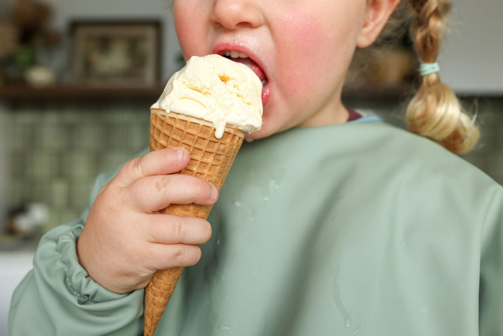 Pistachio Cream | Smock Bib
