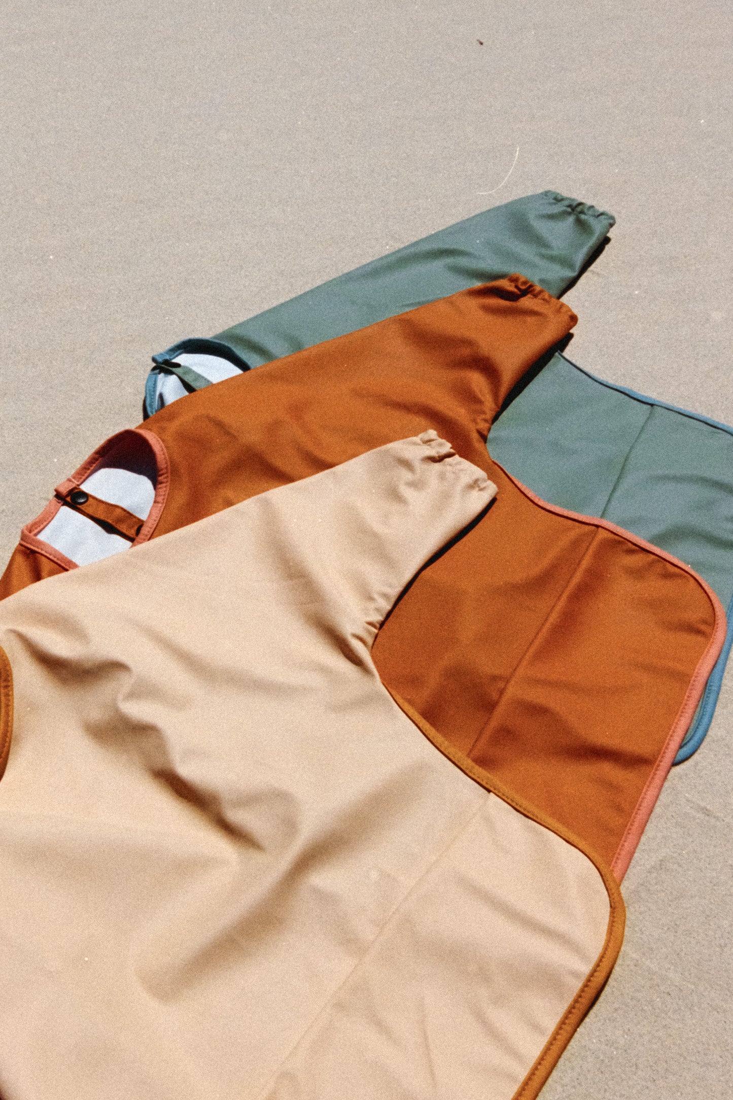 Smock Bib | Sand Two-Tone
