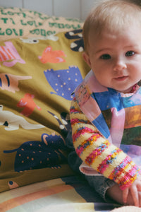 Blankie | Triangle Bib