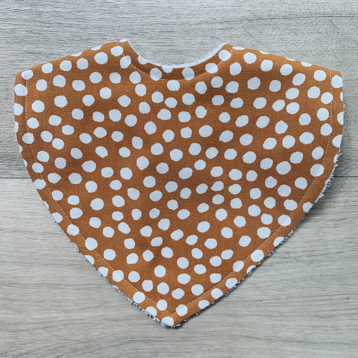 Dot Tikka Triangle Bib
